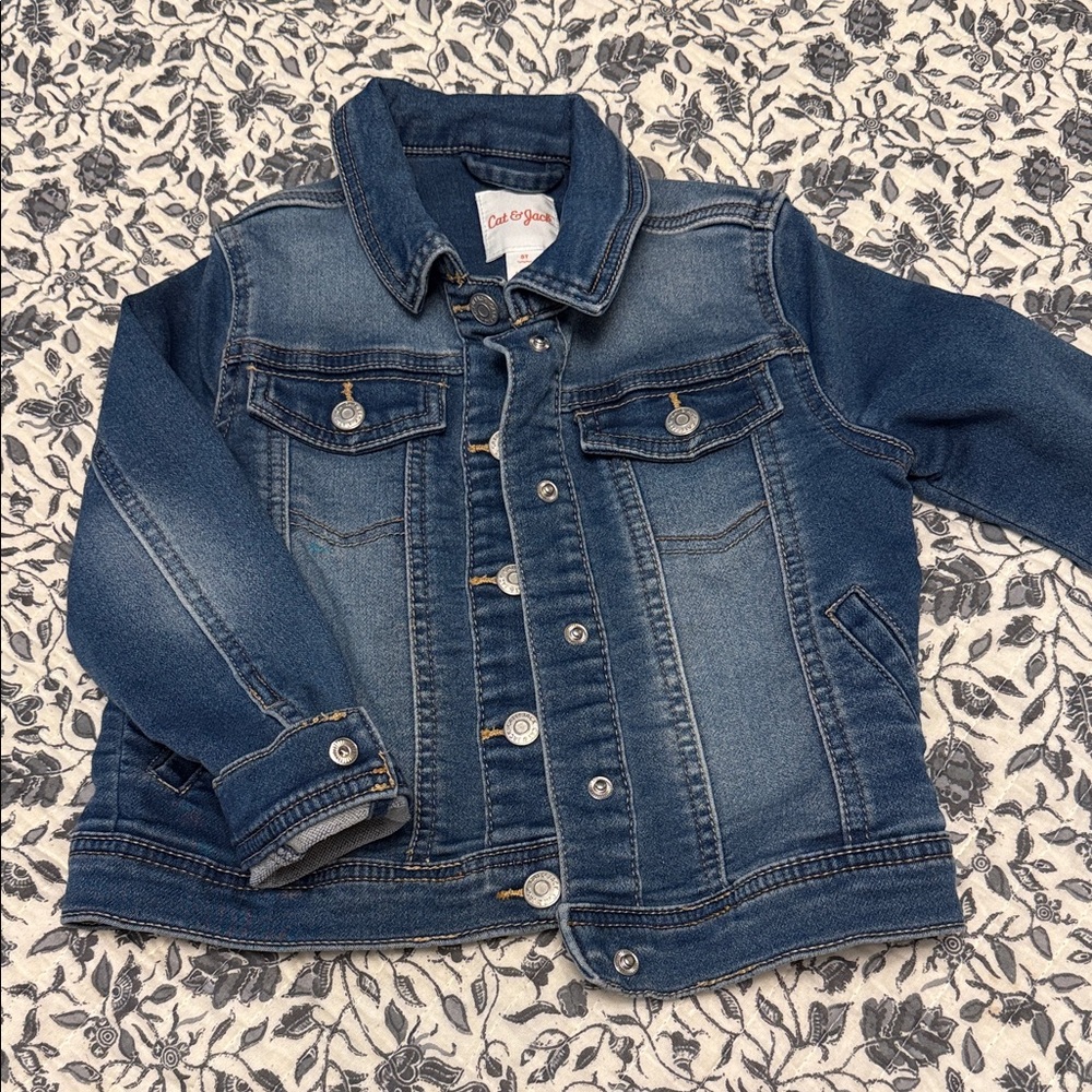 Cat & Jack Classic Blue Jean Jacket for Kids- 5T